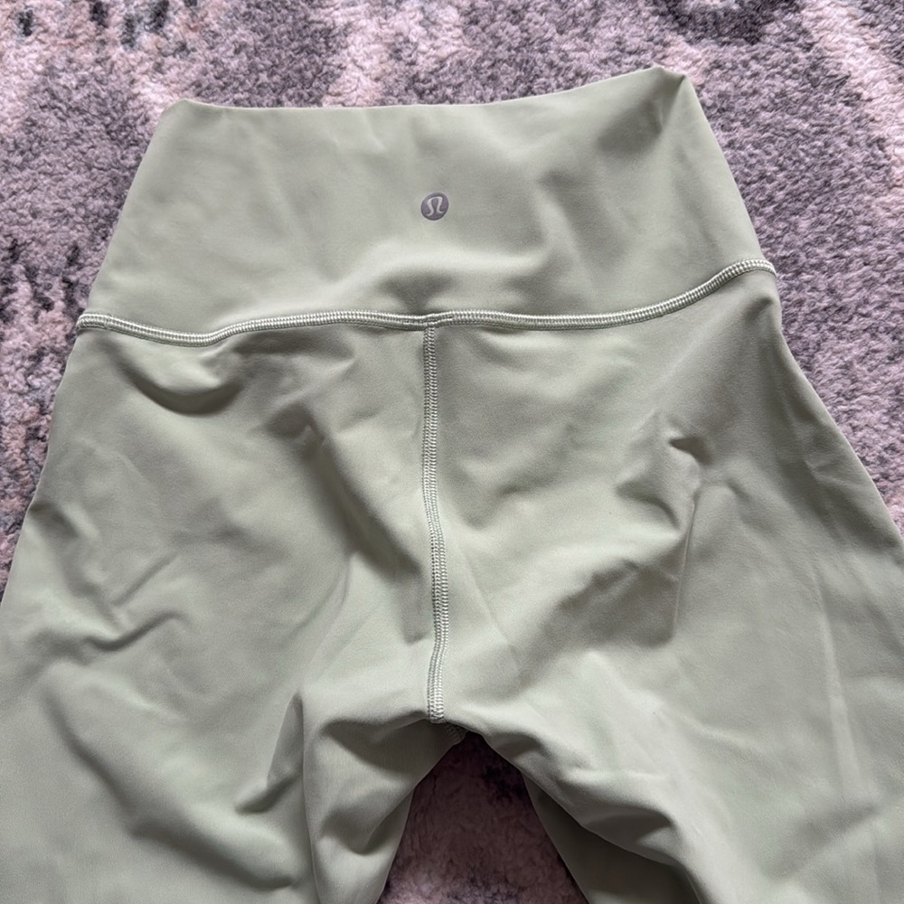 Lululemon Wunder Under High-Rise Crop 21" *Full-On Luxtreme - Picture 5 of 8